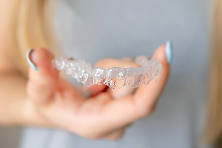 ¿Qué son y para qué sirven los ataches dentales?