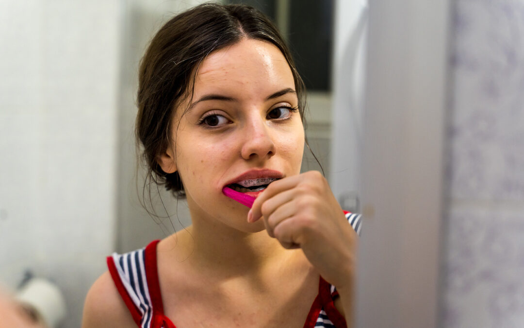 Consejos para limpiar los brackets